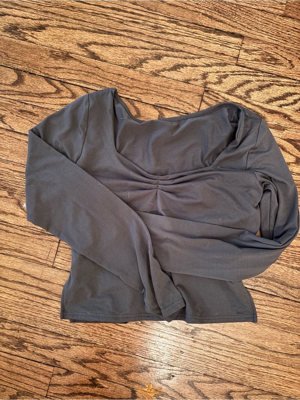 Women's Black Long-Sleeve Scoop Neck Top